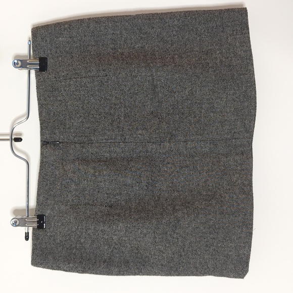 Italian Made Wool Mini Skirt, size S - Picture 2 of 4